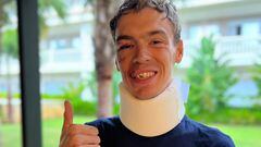 El Ineos, con La Vuelta cruzada: “El casco me salvó la vida”