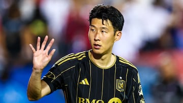 Aug 23, 2025; Frisco, Texas, USA; Los Angeles FC forward Son Heung-Min (7) waves to fans after the game against FC Dallas at Toyota Stadium. Mandatory Credit: Kevin Jairaj-Imagn Images