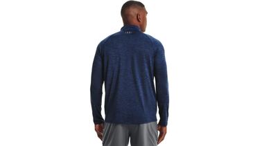 La camiseta de manga larga de Under Armour capaz de expulsar el sudor