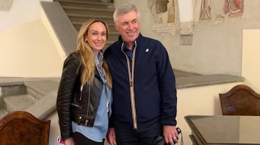 La vuelta de Carlo Ancelotti a Madrid este verano motivó también el regreso de Mariann Barrena a los encuentros del Real Madrid. El técnico italiano goza de una gran relación, la cual supuso su segundo matrimonio, y del que suele presumir -aunque no mucho- en redes sociales.
