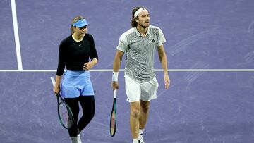 Paula Badosa y Setfanos Tsitsipas, en Indian Wells.