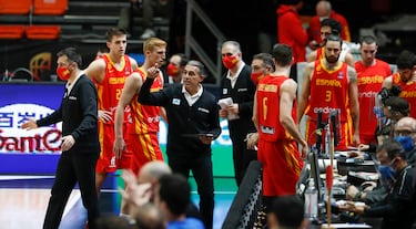 En 2020, y afectados por las restricciones debido a la pandemia por la Covid-19, Scariolo solo pudo dirigir a la Selección en algunos partidos de las ventanas FIBA.