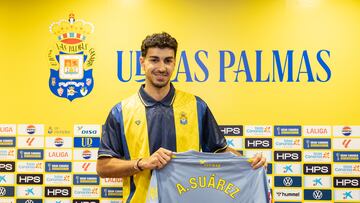 Adri Suárez: “Soy un portero valiente, con buena salida de balón y del perfil de la UD Las Palmas”