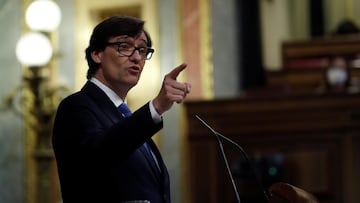 Illa mantiene la fecha en la que llegarán las primeras vacunas