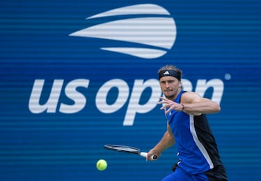 Campeón olímpico y múltiple finalista de Grand Slam, Zverev estuvo a un punto de la gloria en el US Open 2020. Ese año, perdió la final ante Dominic Thiem tras desaprovechar ventaja de dos sets. Pese a sus títulos en torneos importantes, incluida la medalla de oro en individuales en los Juegos Olímpicos de Tokio 2021, Nueva York sigue siendo el escenario de su mayor frustración.