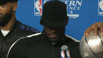 La emotiva rueda de prensa de LeBron: "Yo quería ser Mike"
