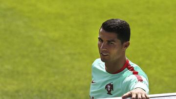 Los 2.000 afectados por el colapso del Banco Espírito Santo han escrito una carta a Cristiano Ronaldo para que medie ante ‘los portugueses poderosos’.
