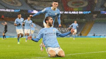 El Manchester City se guarda los goles para el final