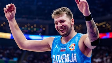MANILA, PHILIPPINES - SEPTEMBER 09: Luka Doncic #77 of Slovenia reacts during the FIBA Basketball World Cup Classification 7-8 game between Italy and Slovenia at Mall of Asia Arena on September 09, 2023 in Manila, Philippines. (Photo by Ezra Acayan/Getty Images)