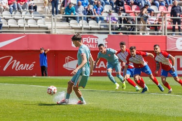 El Málaga pone el foco en Adrián Niño