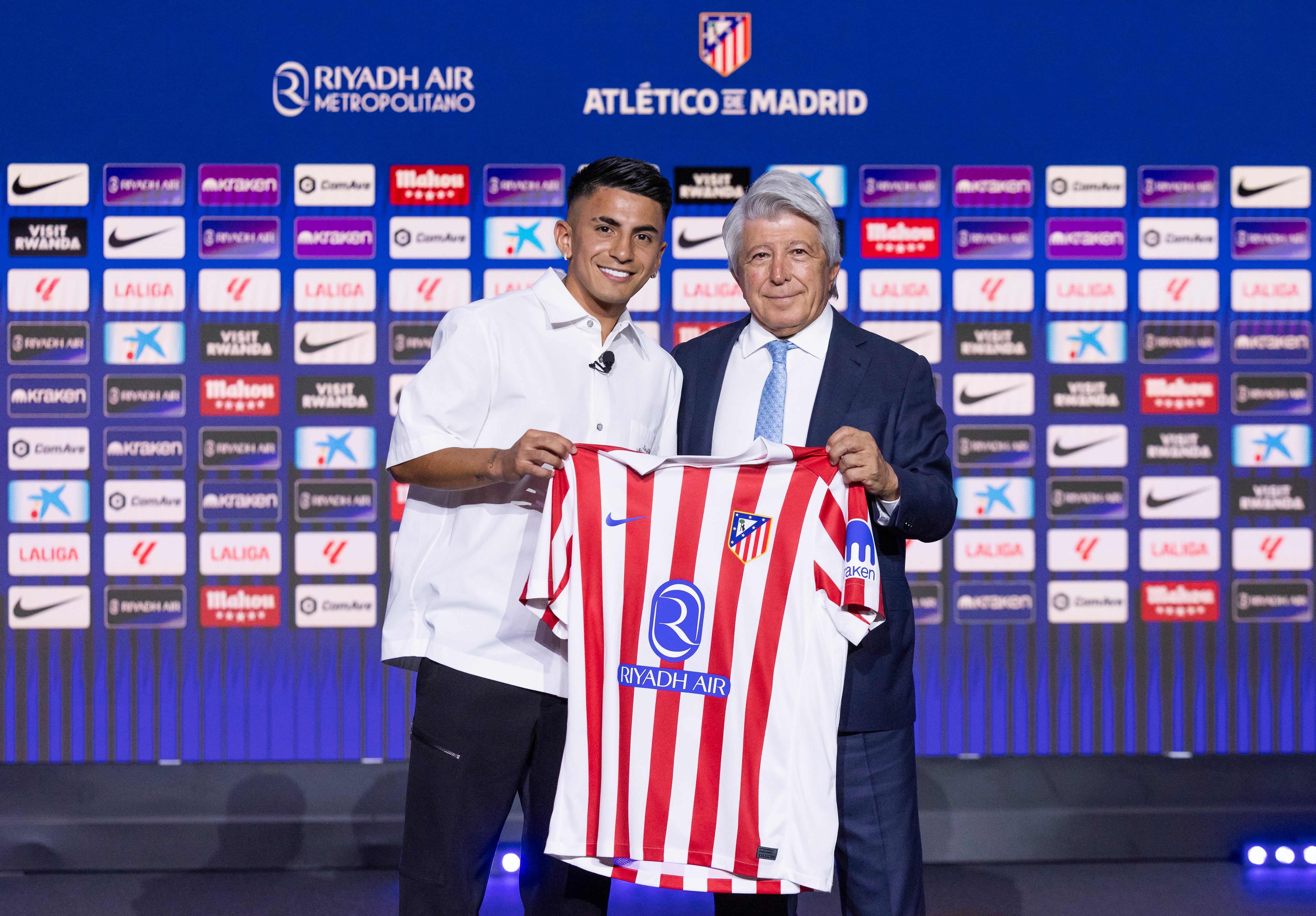 Almada: “Mi sueño era jugar en el Atlético y puedo cumplirlo”