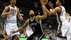 Los Bucks aseguran los playoffs a costa de unos nefastos Nets