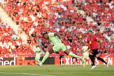 0-1. Gran asistencia de Lamine Yamal, que encuentra libre de marca al delantero brasileño en el segundo palo, para anotar de cabeza el primer tanto.