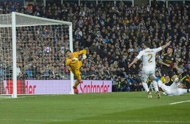 El City manda un aviso al Madrid y fortifica el Etihad tras el parón