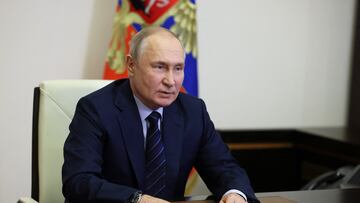 Russian President Vladimir Putin chairs a meeting with members of the Security Council via video link at the Novo-Ogaryovo state residence outside Moscow, Russia October 3, 2023. Sputnik/Mikhail Metzel/Pool via REUTERS ATTENTION EDITORS - THIS IMAGE WAS PROVIDED BY A THIRD PARTY.