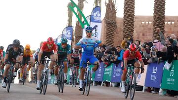 Groenewegen vence al esprint; Buitrago mantiene el liderato