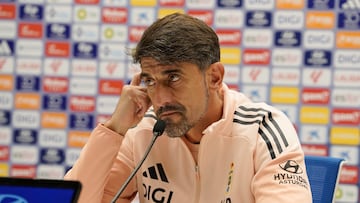 29/08/2025 ENTRENAMIENTO REAL OVIEDO 1ª DIVISION
ESTADIO CARLOS TARTIERE PAUNOVIC EN RUEDA DE PRENSA
FOTO PACO PAREDES