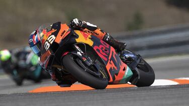 BRNO, CZECH REPUBLIC - AUGUST 09: Brad Binder of Germany and Red Bull KTM Factory Racing rounds the bend during the MotoGP race during the MotoGP Of Czech Republic at Brno Circuit on August 09, 2020 in Brno, Czech Republic. (Photo by Mirco Lazzari gp/Gett
