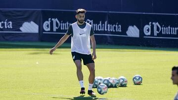 Juande, en un entrenamiento en La Rosaleda.