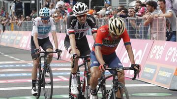 Yates flojea, Dumoulin le quita 28" y deja el Giro muy abierto
