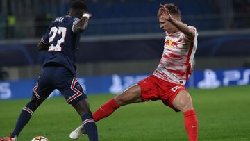 Leipzig (Germany), 03/11/2021.- Leipzig's Dani Olmo (R) in action during the UEFA Champions League group A soccer match between RB Leipzig and Paris Saint-Germain (PSG) in Leipzig, Germany, 03 October 2021. (Liga de Campeones, Alemania) EFE/EPA/FILIP