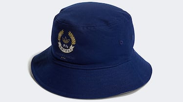 Los gorros de pescador no pasan de moda: seis modelos de Adidas, Vans, Jordan y más