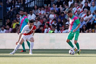 Villa también estuvo en el centenario del Rayo.