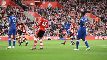 El Chelsea asalta St Mary's