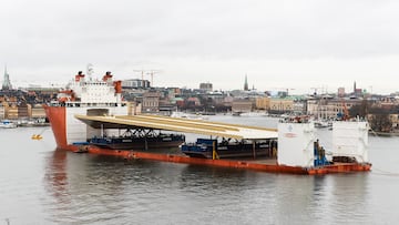 STOCKHOLM, SWEDEN - MARCH 12: Chinese cargo ship Zhen Hua 33 arrives at Slussen carrying the new golden bridge which will connect the old town with the island of Sodermalm on March 12, 2020 in Stockholm, Sweden. The renovation of Slussen is one of the largest construction projects in Sweden, construction began in 2016 and is estimated to be complete in 2025. (Photo by Michael Campanella/Getty Images)