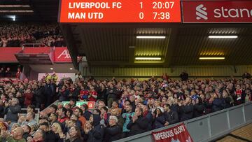 Homenaje a Cristiano en Anfield.