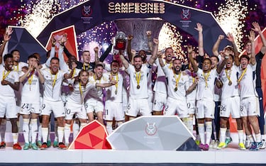 Fue campeón en: 1988, 1989, 1990, 1993, 1997, 2001, 2003, 2008, 2012, 2017, 2019, 2021 y 2023. Fue siete veces subcampeón. En la foto, el Real Madrid posa con la Supercopa de 2023. 