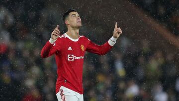 Soccer Football - Premier League - Norwich City v Manchester United - Carrow Road, Norwich, Britain - December 11, 2021 Manchester United's Cristiano Ronaldo celebrates scoring their first goal from the penalty spot Action Images via Reuters/Peter Cz