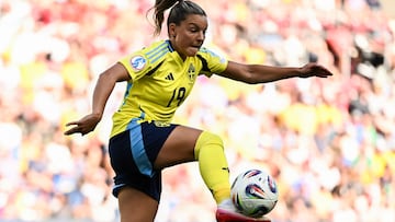 Sweden's forward #19 Johanna Rytting Kaneryd controls the ball during the UEFA Women's Euro 2025 Group C football match between Denmark and Sweden at the Stade de Geneve in Geneva, on July 4, 2025. (Photo by Fabrice COFFRINI / AFP)