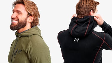 Esta chaqueta de forro polar ligero protege del frío sin peso extra