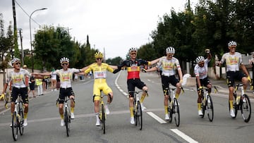 Pogacar y el UAE Emirates se quedan con un tercio de los premios del Tour