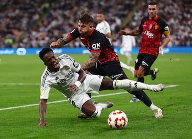 El 7 del Real Madrid y el 23 del Mallorca protagonizaron momentos alta tensión en el encuentro.
