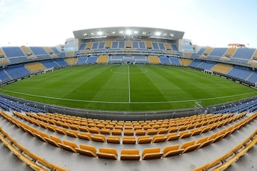 Luces y sombras con el posible cambio de nombre del estadio