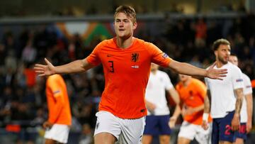 FILE PHOTO: Soccer Football - UEFA Nations League Semi Final - Netherlands v England - Estadio D. Afonso Henriques, Guimaraes, Portugal - June 6, 2019 Netherlands' Matthijs de Ligt celebrates scoring their first goal REUTERS/Rafael Marchante/File P