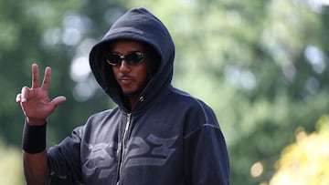 Koundé se rinde a Mbappé