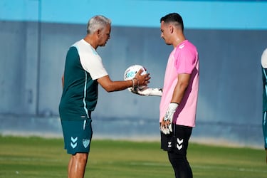Arranca el Málaga 2025-26 con un solo fichaje y mucho trabajo por hacer