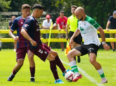 Ekain Zenitagoia, baja para el debut contra el Almería