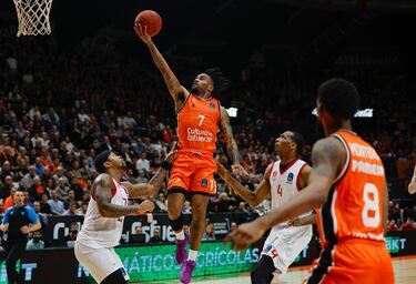Montero acerca a Valencia Basket a la final