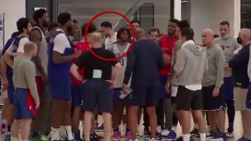 Hay pocas cosas más rotas que esto: piña de los Sixers y fíjense en Ben Simmons...