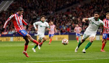 2-0. Rodrigo de Paul llega a la frontal del área y asiste a Giuliano Simeone que define con la derecha, raso y al palo izquierdo de Jirí Letácek. Doblete del jugador argentino.