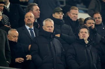 Thomas Tuchel, Rafael Benítez y Ronald Koeman en el palco del Etihad.