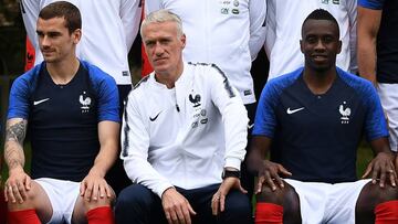 Griezmann con Deschamps, que le habría aconsejado seguir en el Atlético de Madrid según RMC, y Matuidi.
