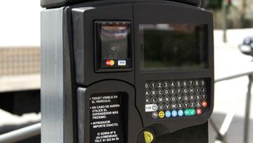 Zona SER en Madrid: ¿Cómo funcionan los parquímetros y hasta cuándo es gratis aparcar?