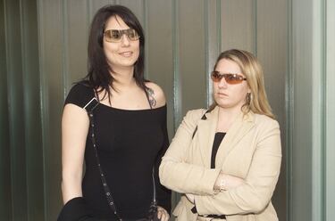 Elia y Eloisa, las hijas de Julián Muñoz y Maite Zaldívar, durante el juicio por el divorcio de sus padres.