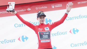 24/08/25 VUELTA CICLISTA ESPAÑA 2025
ETAPA 2
ALBA - LIMONE PIEMONTE
PODIO
JONAS VINGEGAARD MAILLOT ROJO