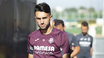 Morlanes, del Villarreal, reforzará la sala de máquinas del Almería